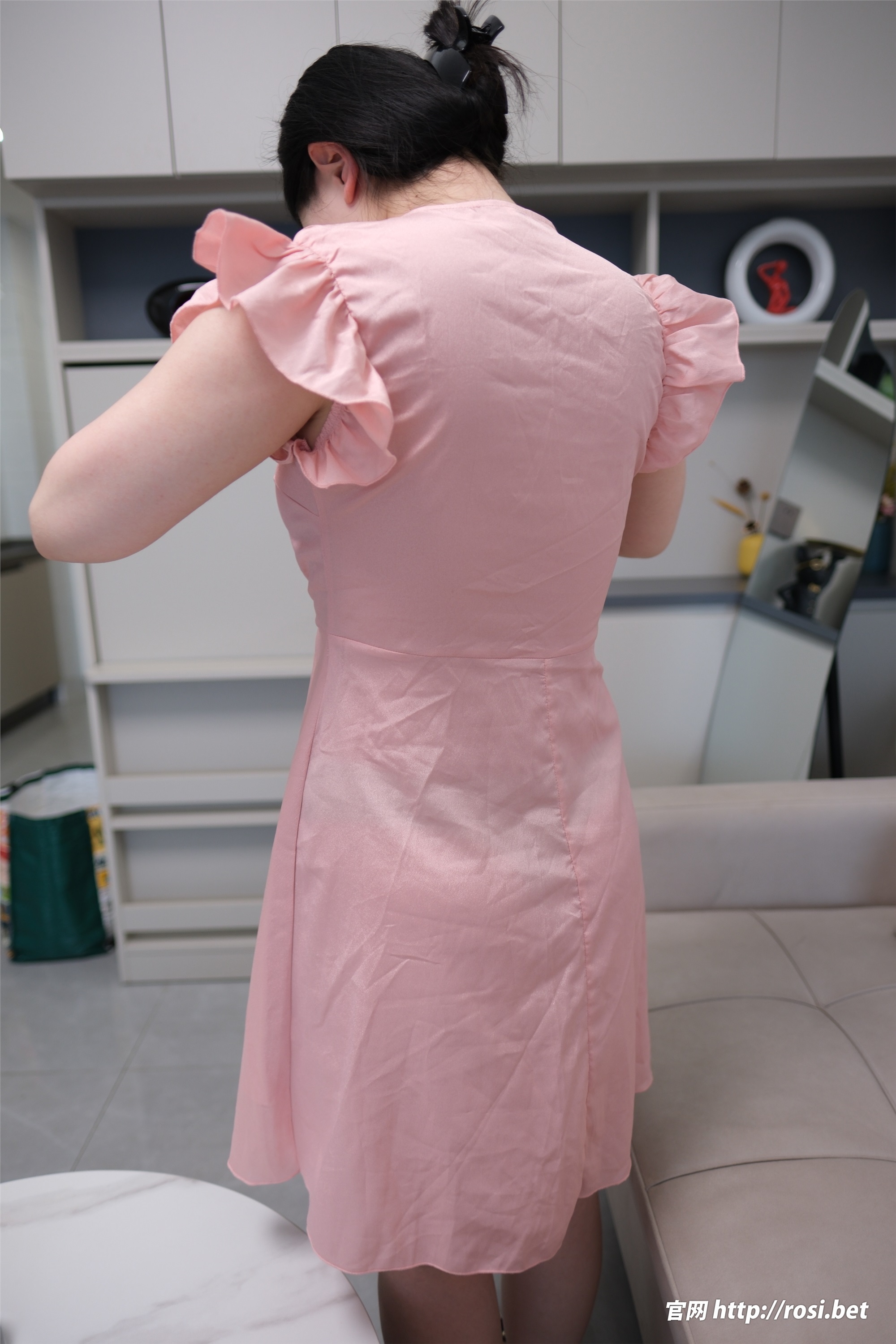 ROSI写真 2024.10.30 NO.4713